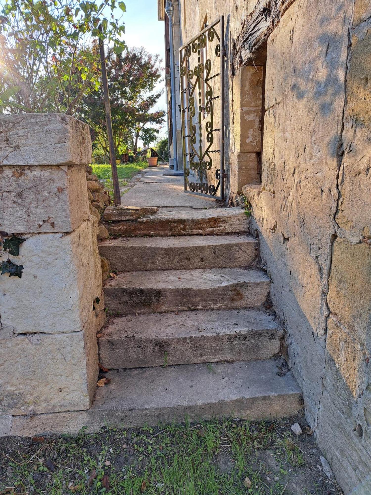 Le Logement Des Barthes Mongauzy Εξωτερικό φωτογραφία